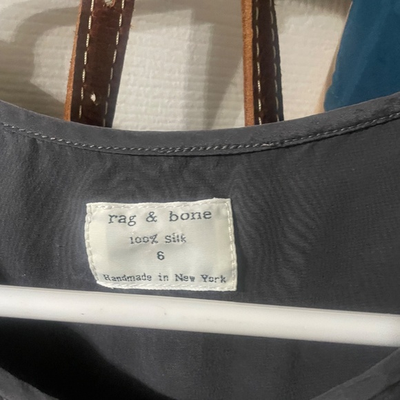 Rag and Bone super HIGH quality silk tank top-blouse pleated size 6 - Picture 2 of 8